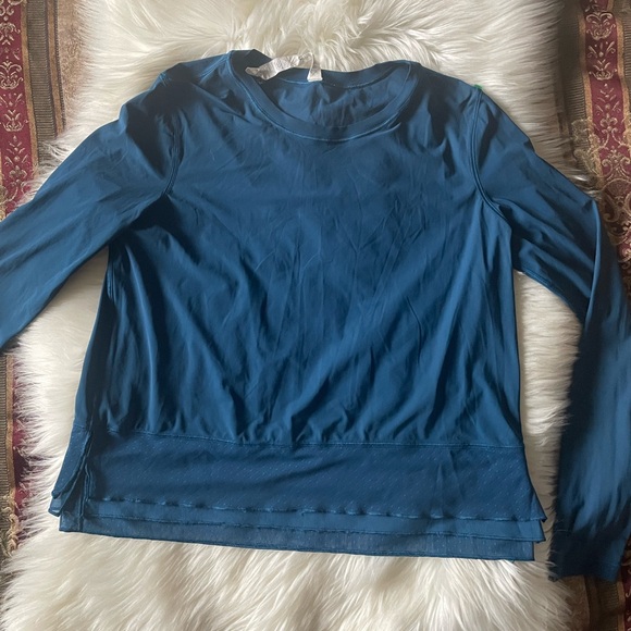 Lululemon Athletica Teal Long Sleeve Top - Picture 5 of 10